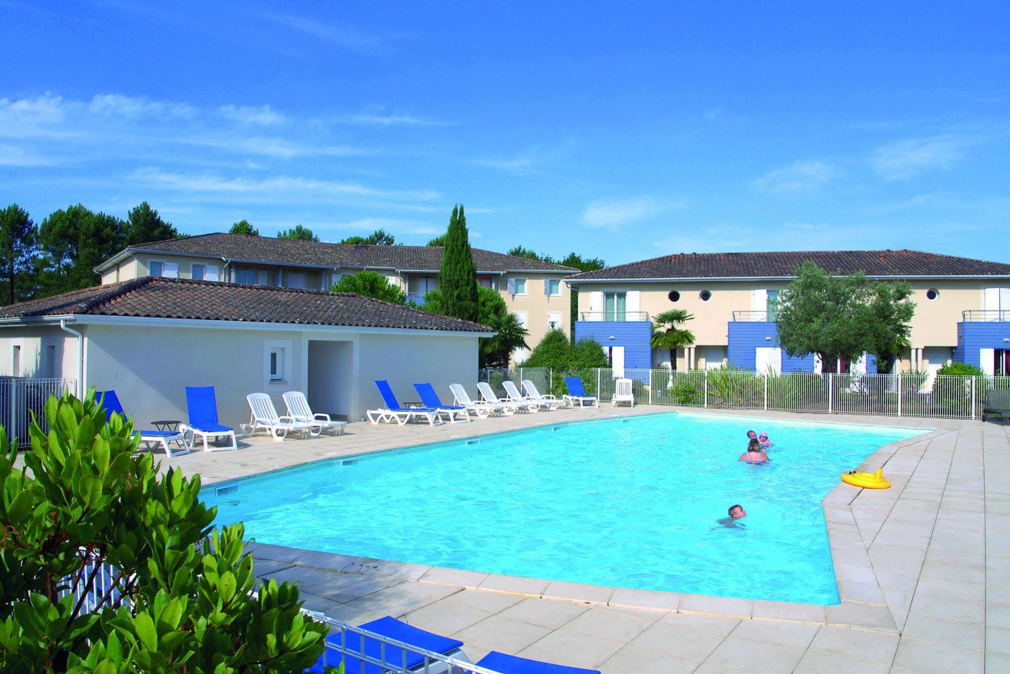 Appart'City Classic Bordeaux Aeroport St Jean D'Illac Saint-Jean-d'Illac Bagian luar foto